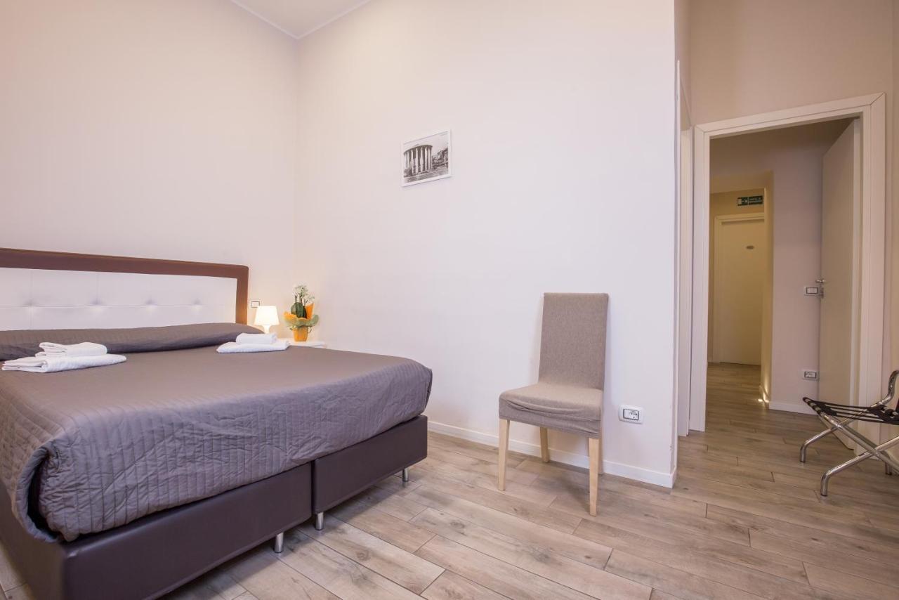 Azzurra Rooms Рим Экстерьер фото