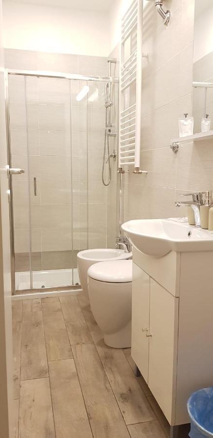 Azzurra Rooms Рим Экстерьер фото